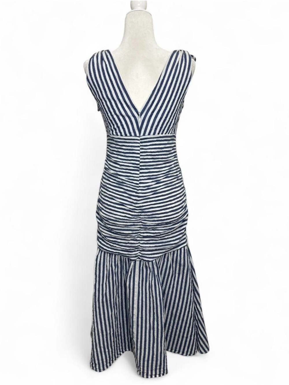Veronica Beard 'Perrin' Striped Seersucker Maxi Dress - Picture 3 of 8